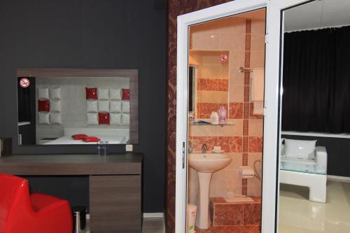 Bedroom Place Guest Rooms