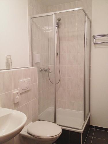 Hotel New Fair Munich Messe Room Type - Quintuple Room (5 Adults)