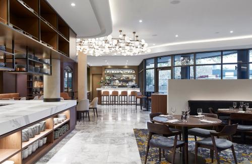 Pub/Lounge, Rydges Ringwood in Mitcham