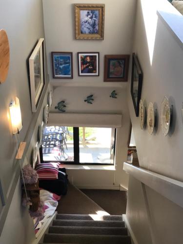 Pet Friendly Country Cottage in Scroggs Hill