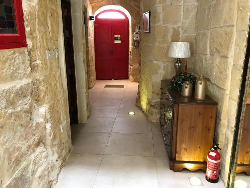 The Cloisters Bed And Breakfast