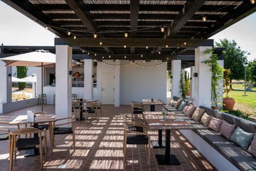 陽台/露台, 阿雷納萊斯宮殿霍斯皮斯Spa旅館 (Hospes Palacio de Arenales & Spa) in 厄本扎西翁