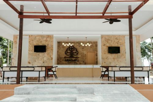Лоби, Arasatu Villas and Sanctuary in Maratua Teluk Harapan