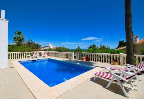 Deluxe Villa image 6