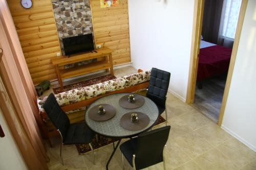 PATIO - image 7