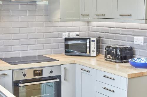 Host & Stay - Hideaway Cottage