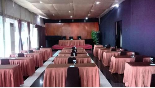โรงแรมบังกาซิตี้ (Bangka City Hotel) in บังกา