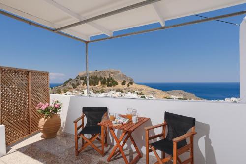  Meandros Suites, Pension in Lindos