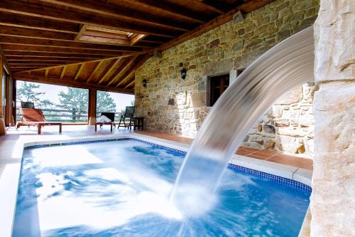 . Casas Rurales La Cuplia
