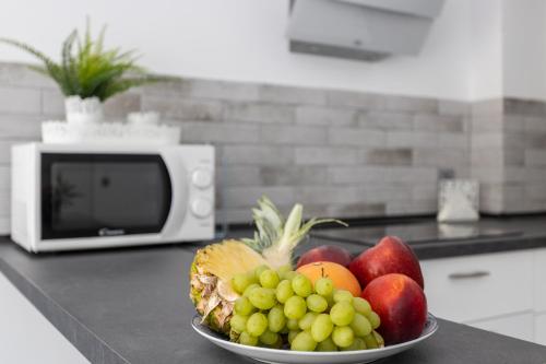 One-Bedroom Apartment image 8