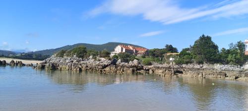 Hotel Las Rocas de Isla - image 3
