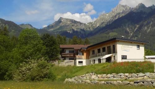 Naturparkferienwohnungen Wolf - Apartment - Höfen