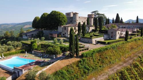泳池, Castello Di Meleto in 加伊奧萊伊恩基亞恩蒂