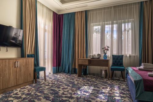 Primorie Luxe Apartments - image 2