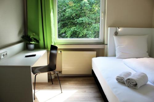 Guestroom, Rheinsteig Quartier by bestprice Hotels in Bendorf