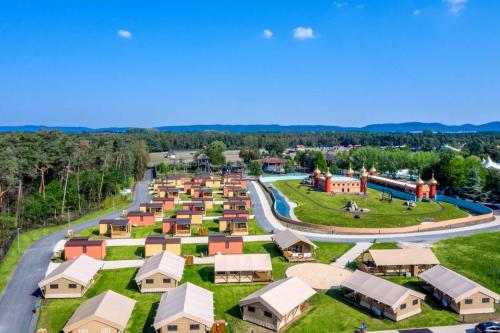 Safariland Stukenbrock Erlebnisresort - Hotel - Schloß Holte-Stukenbrock