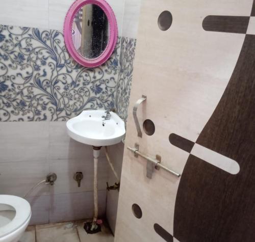 Bathroom, Radhey Milan By WB Hotels in Collectorganj