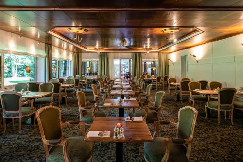 Waldhotel Tannenhäuschen - image 12