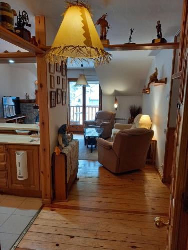  Apartamento dúplex acogedor con piscina en Rialp in Rialp