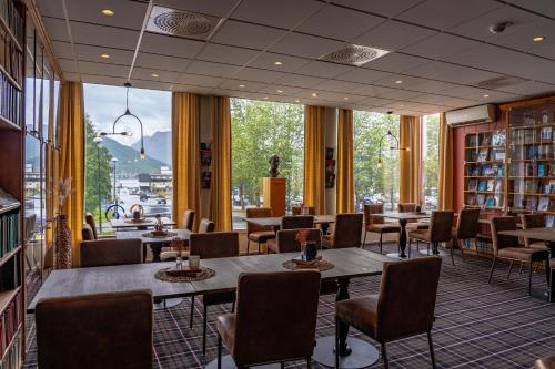 ผับ/เลาจน์, Thon Partner Hotel Sortland in ซูร์ทลองด์