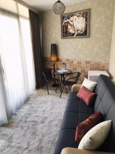Batumi West Hotel – Batumi, IL