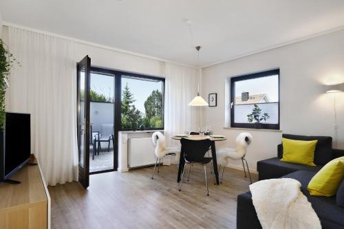Superior One-Bedroom Apartment