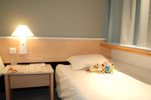 Ibis Auray - main image