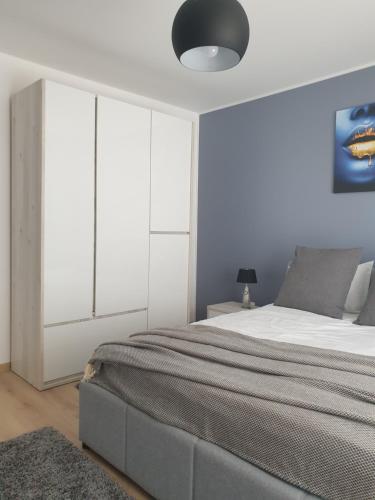 Qualis Apartament - Mall - Parcare - 2 Dormitoare - image 2