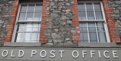 Laluan Masuk, Old Post Office in Slane
