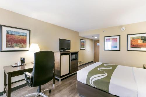 Quality Inn & Suites Bel Air I-95 Exit 77A