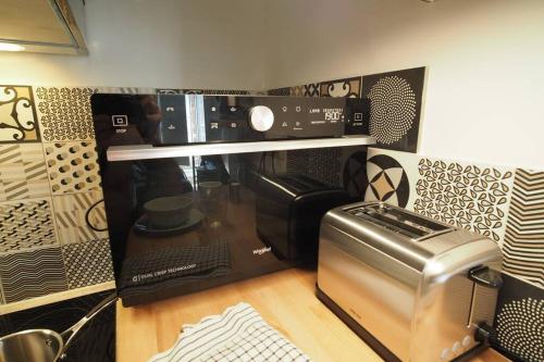 STUDIO BRICK AND WOOD - HYPERCENTRE - TV - WIFI, Тулуза (фото 9)