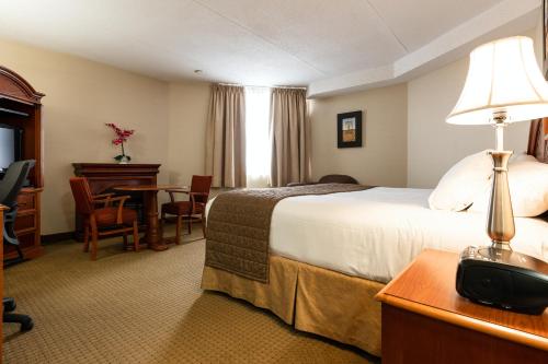 Welcominns Hotel Ottawa - image 2