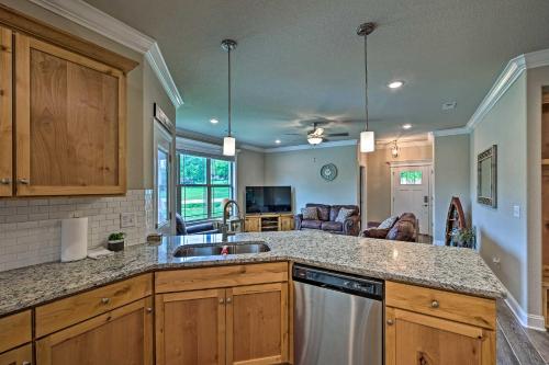 Ideally Located House Along Table Rock Lake! - image 4