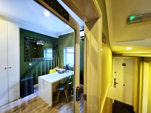 146 Studios - image 7