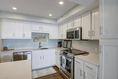 Clines Landing CL215 image