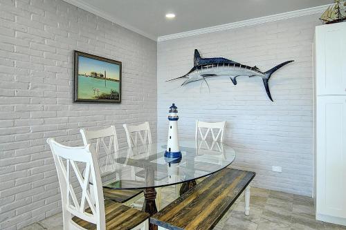 Channelview 107 - image 4