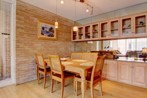 Channelview 213 - image 5