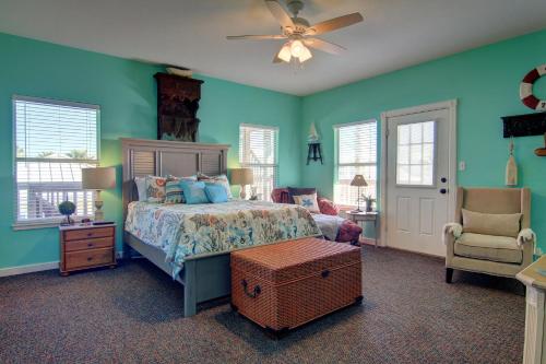 Coral Cabana MR141 - image 3