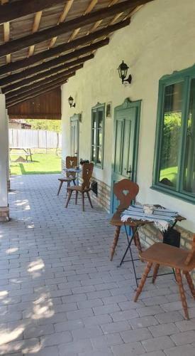 parveke/terassi, Vánkos Vendégház (Vankos Vendeghaz) in Mindszent