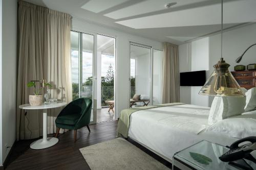 Senhora da Rosa, Tradition & Nature Hotel in เซาร็อก