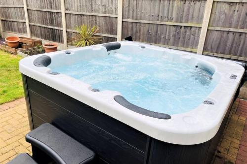 Amazing Hot Tub House with Games Room gîte à louer Borrowash