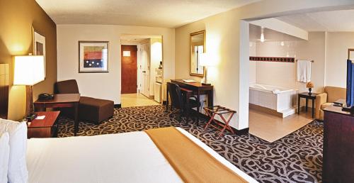 Holiday Inn Express Murfreesboro Central, an IHG Hotel