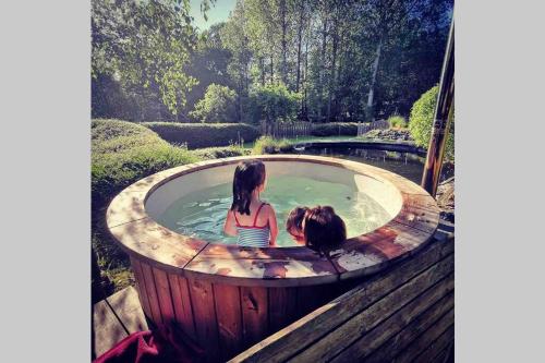 Out & LODGE Prunelliers in Couvin