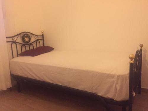 Joyful 2 Bedrooms Apartment with FREE Parking on Premises 2 Minutes Away from Lungomare