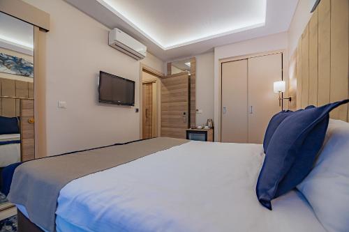 The Milltown Hotel, Istanbul (photo 11)