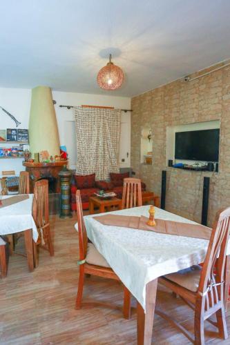 Maison d'hôtes Tinwitchi (Maison d'hotes Tinwitchi) in 아질랄