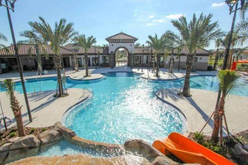 Home in Davenport w private pool and BBQ, Davenport (foto 7)