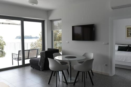 Buric House - M suite - 95m2 and 54 m2 terrace, Rovigno (Rovinj) (foto 5)