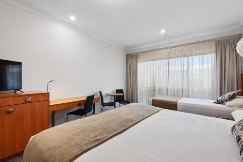 Comfort Inn Deakin Palms