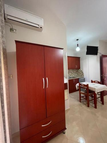 Triple Room with Garden View image 10
